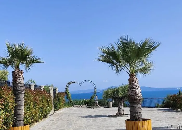 Sea Апартамент Бургас